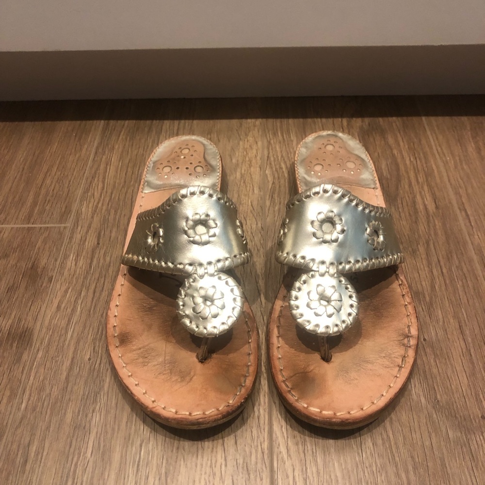 Jack Rogers Flip Flop platinum sandals